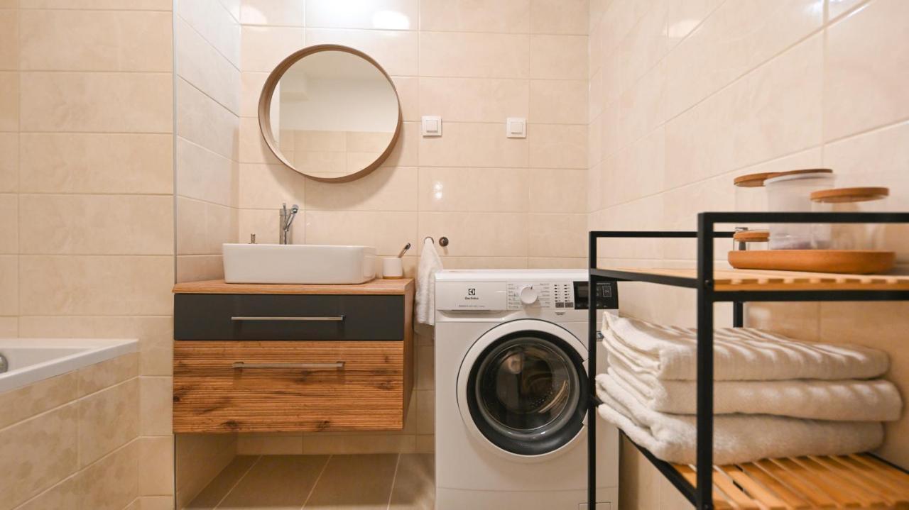West Park Residence Apartment Budapest Ngoại thất bức ảnh